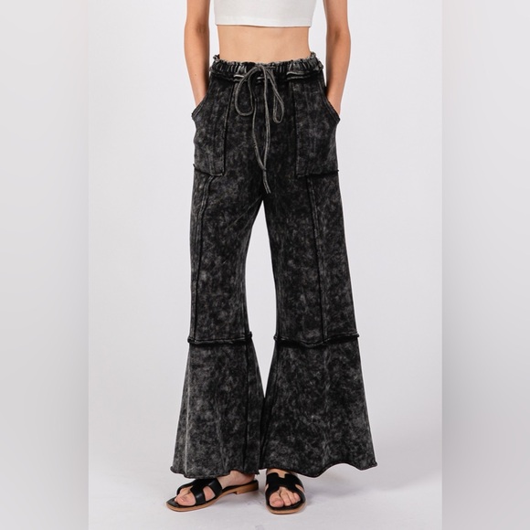 SAGE + FIG Mineral Washed Terry Wide Leg Pants - Picture 5 of 5